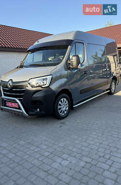 Грузовой фургон Renault Master 2020 в 