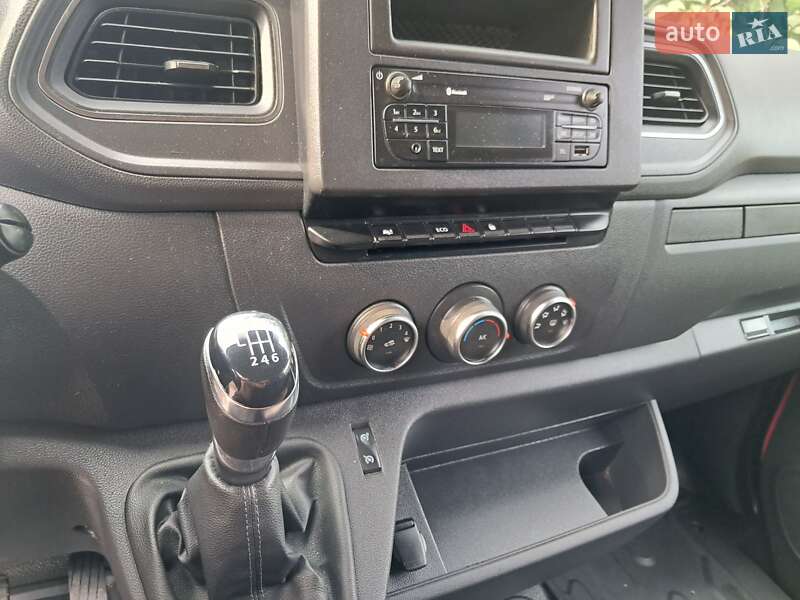 Грузовой фургон Renault Master 2020 в Нововолынске