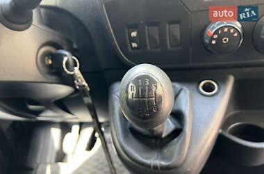 Грузовой фургон Renault Master 2013 в 