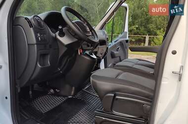 Грузовой фургон Renault Master 2019 в 