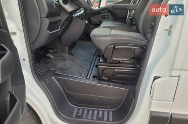 Грузовой фургон Renault Master 2021 в 