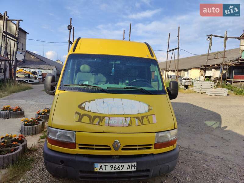 Грузовой фургон Renault Master 2003 в Долине