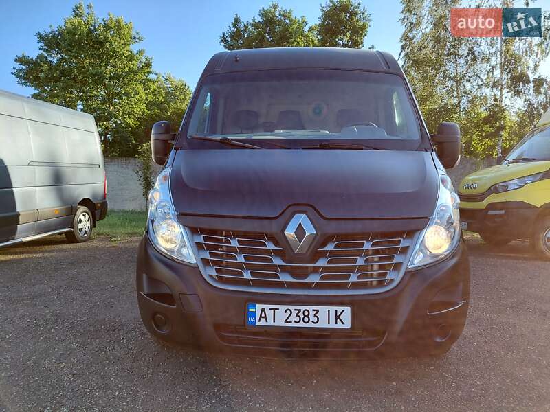 Грузовой фургон Renault Master 2016 в Ивано-Франковске
