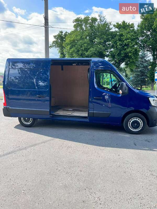 Грузовой фургон Renault Master 2020 в Калуше
