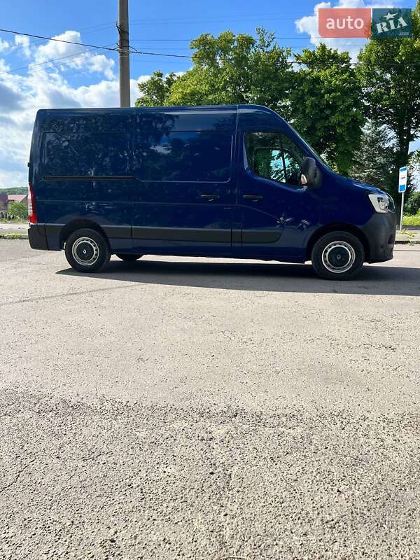 Грузовой фургон Renault Master 2020 в Калуше