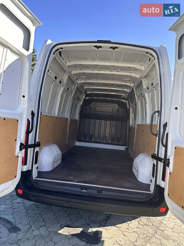 Грузовой фургон Renault Master 2020 в Дубно