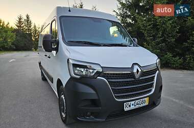 Грузовой фургон Renault Master 2021 в 