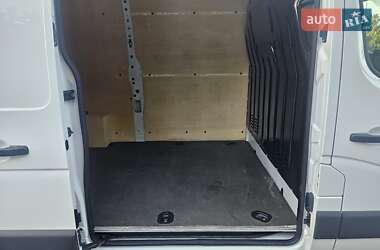 Грузовой фургон Renault Master 2021 в 