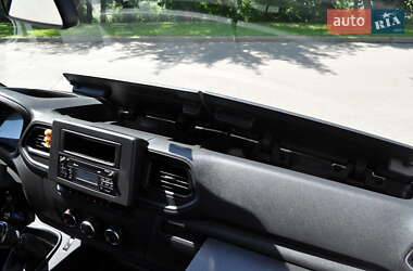 Грузовой фургон Renault Master 2020 в 