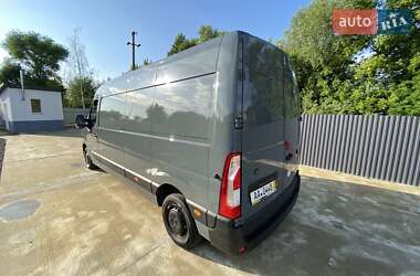 Грузовой фургон Renault Master 2023 в 