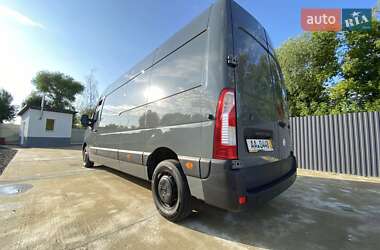 Грузовой фургон Renault Master 2023 в 