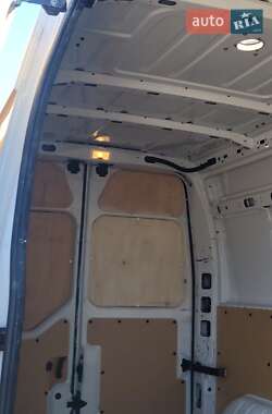 Грузовой фургон Renault Master 2020 в 