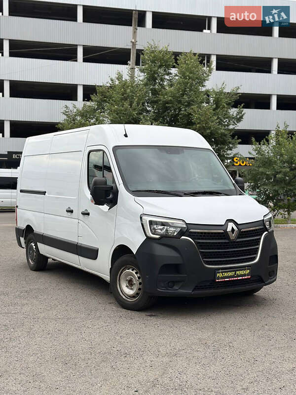 Грузовой фургон Renault Master 2020 в 