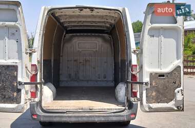 Грузовой фургон Renault Master 2013 в 