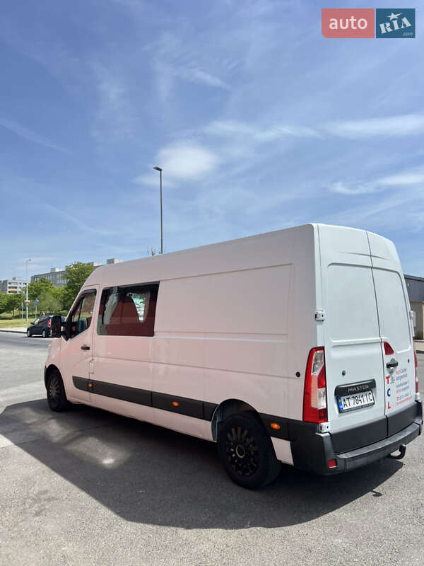 Мікроавтобус Renault Master 2016 в Долині
