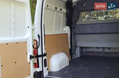 Грузопассажирский фургон Renault Master 2017 в 
