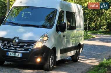 Грузопассажирский фургон Renault Master 2017 в 