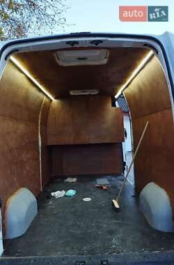 Грузовой фургон Renault Master 2018 в 