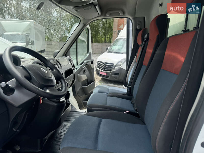 Інші вантажівки Renault Master 2016 в Рівному