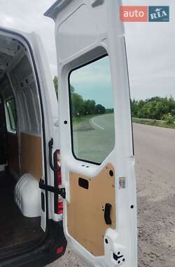 Вантажний фургон Renault Master 2018 в 