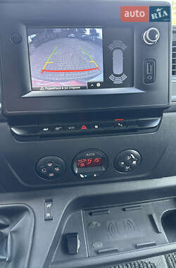 Грузовой фургон Renault Master 2020 в 