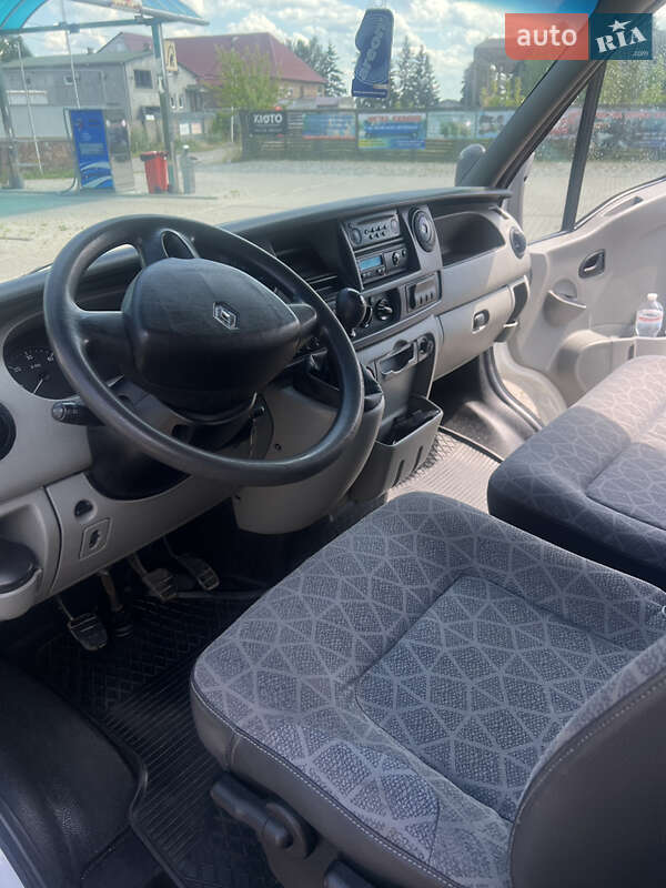 Вантажний фургон Renault Master 2009 в Березному