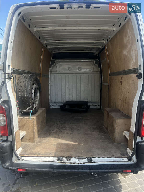 Вантажний фургон Renault Master 2009 в Березному