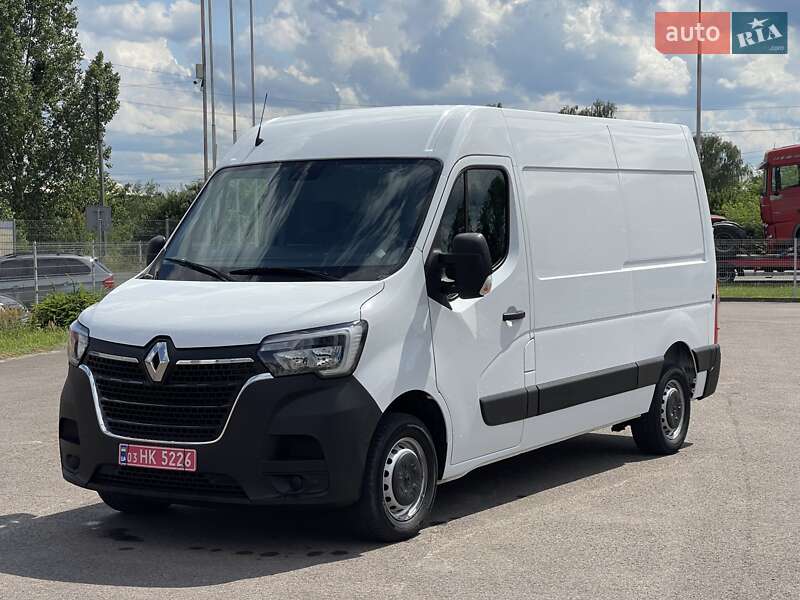 Грузовой фургон Renault Master 2020 в 