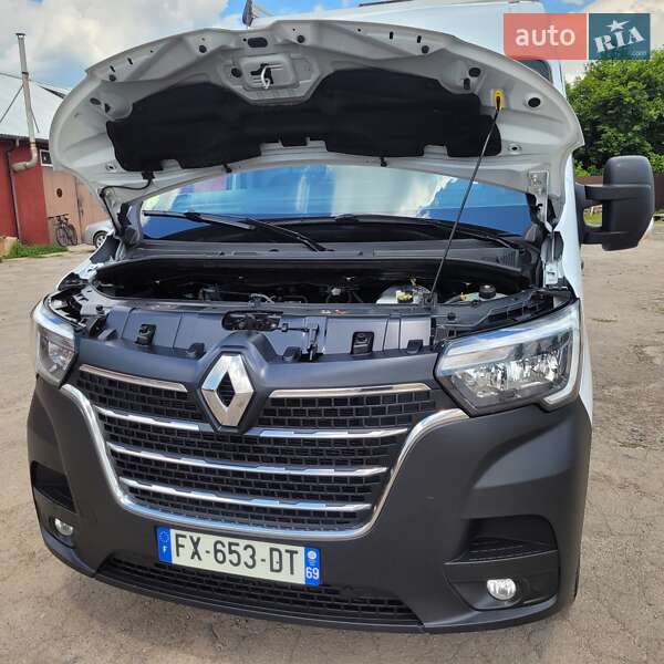 Грузовой фургон Renault Master 2021 в Луцке