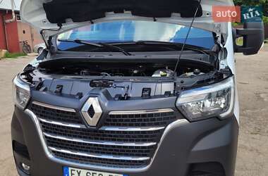 Грузовой фургон Renault Master 2021 в 