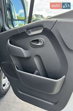 Грузовой фургон Renault Master 2020 в 