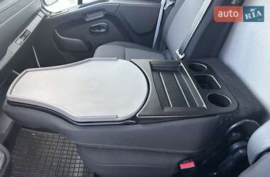 Грузовой фургон Renault Master 2022 в 