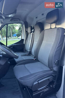 Грузовой фургон Renault Master 2020 в 