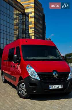 Вантажопасажирський фургон Renault Master 2017 в Черкасах