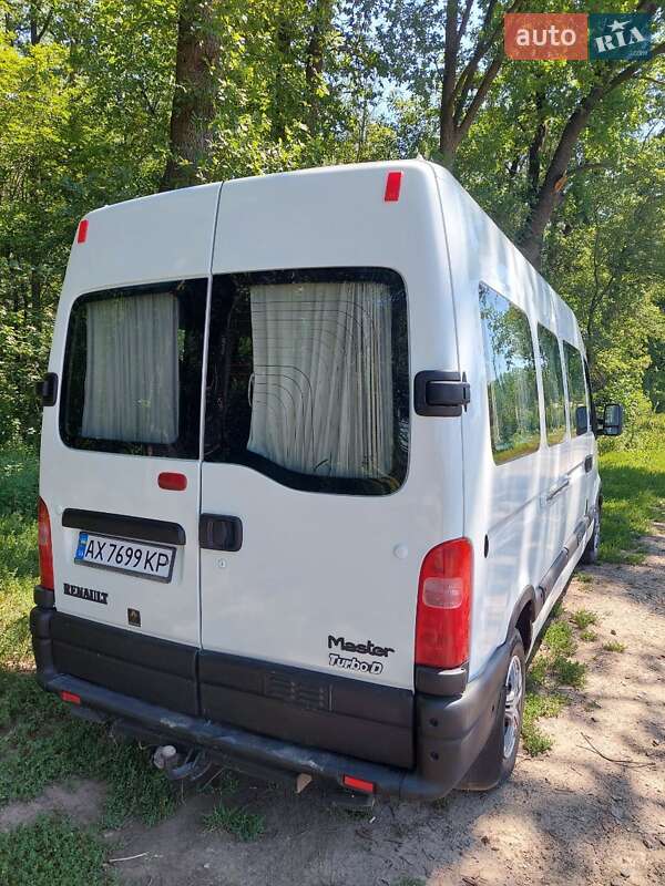 Мікроавтобус Renault Master 2000 в Будах