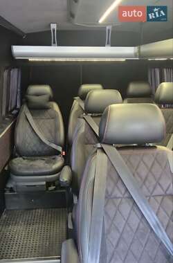 Микроавтобус Renault Master 2016 в 