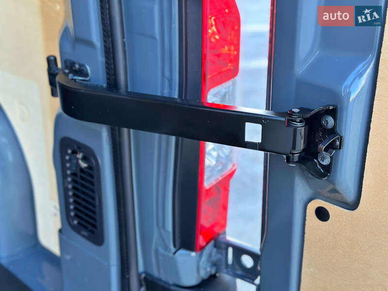 Грузовой фургон Renault Master 2020 в Киеве