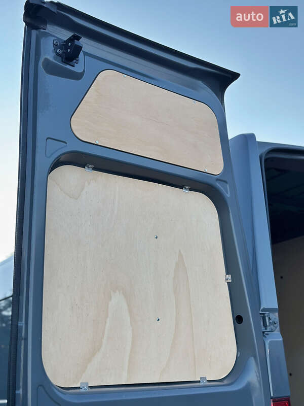 Грузовой фургон Renault Master 2020 в Киеве