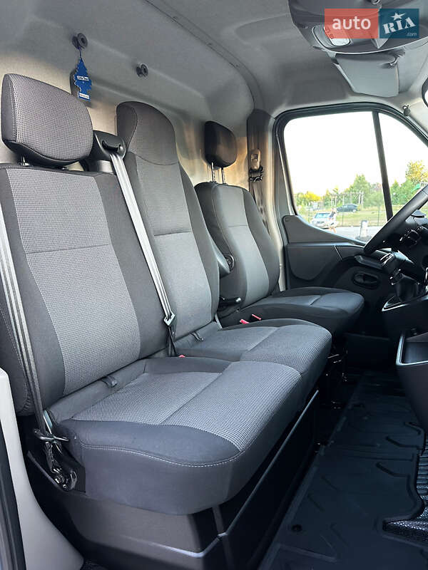 Грузовой фургон Renault Master 2020 в Киеве
