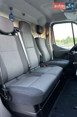 Грузовой фургон Renault Master 2020 в 