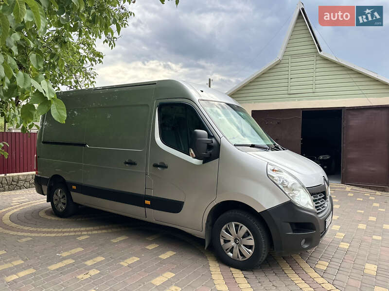 Грузовой фургон Renault Master 2017 в Первомайске