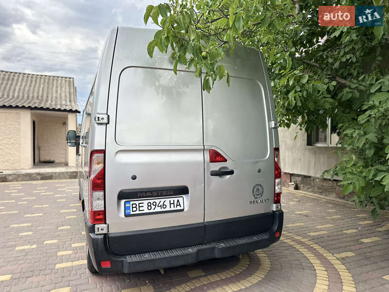 Грузовой фургон Renault Master 2017 в Первомайске