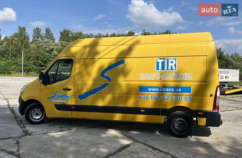 Вантажний фургон Renault Master 2013 в Львові