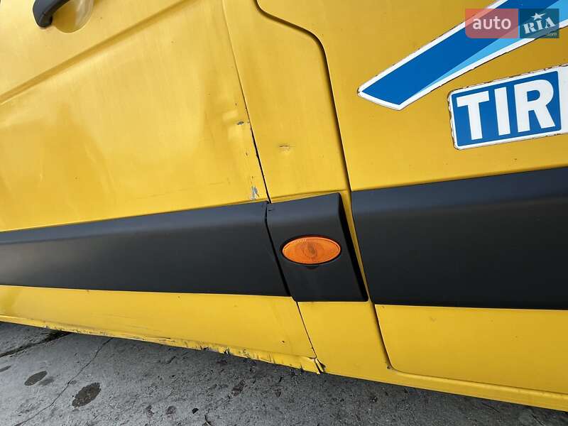 Вантажний фургон Renault Master 2013 в Львові