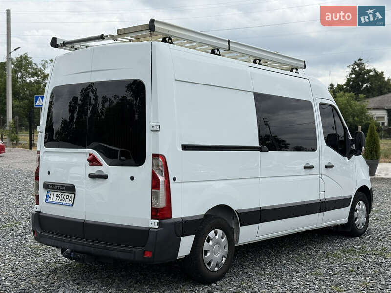 Грузопассажирский фургон Renault Master 2017 в Умани