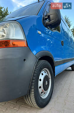 Грузовой фургон Renault Master 2008 в 
