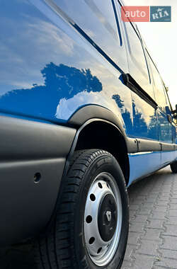 Грузовой фургон Renault Master 2008 в 