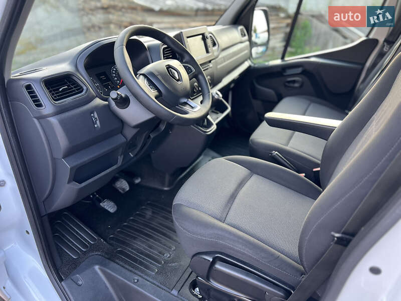 Грузовой фургон Renault Master 2021 в Дубно