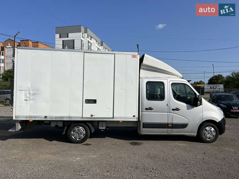 Грузовой фургон Renault Master 2015 в Луцке
