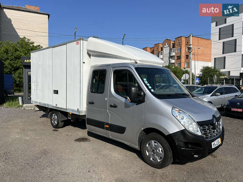 Грузовой фургон Renault Master 2015 в Луцке